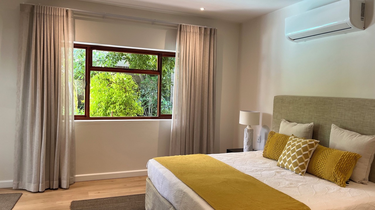 Photo of Bedroom in Somerset West