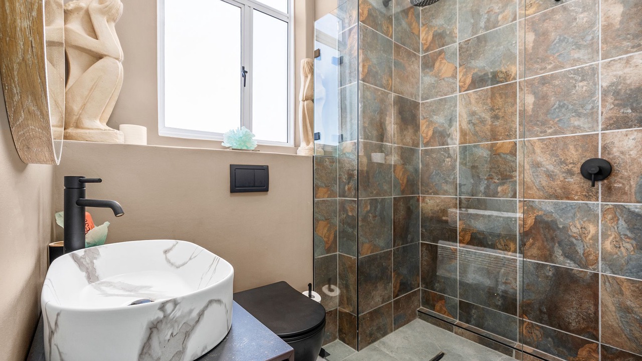 Photo of Bathroom in Strand