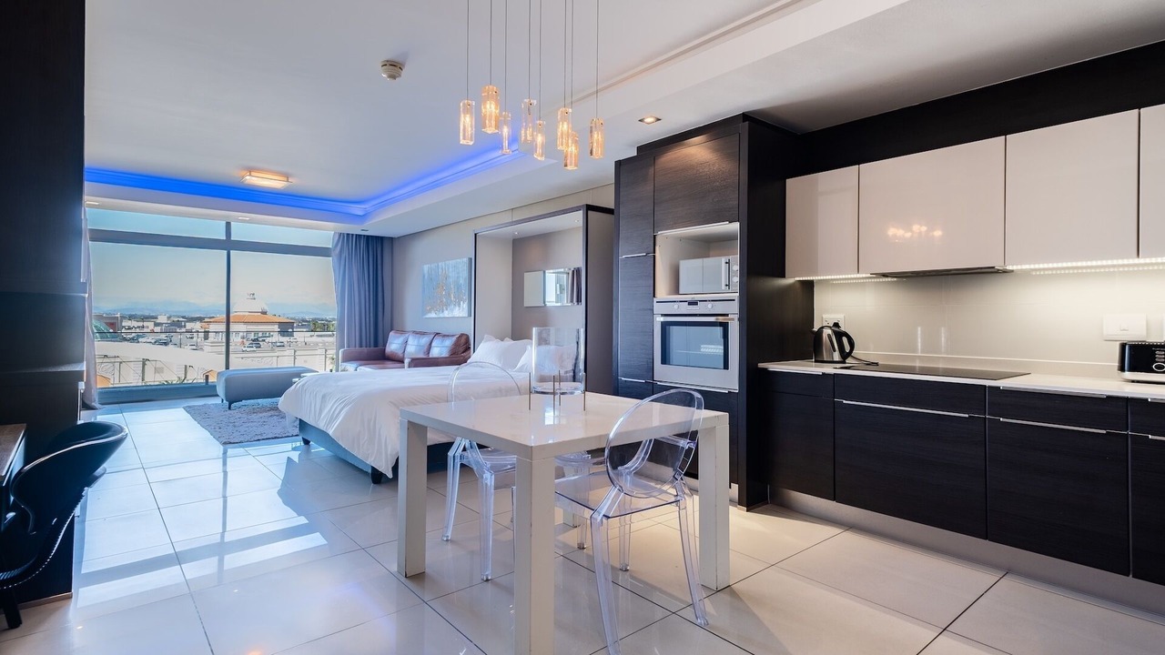 Photo of Bedroom in Century City