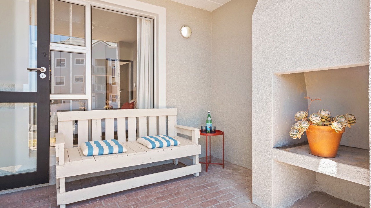 Photo of Patio Balcony in Big Bay