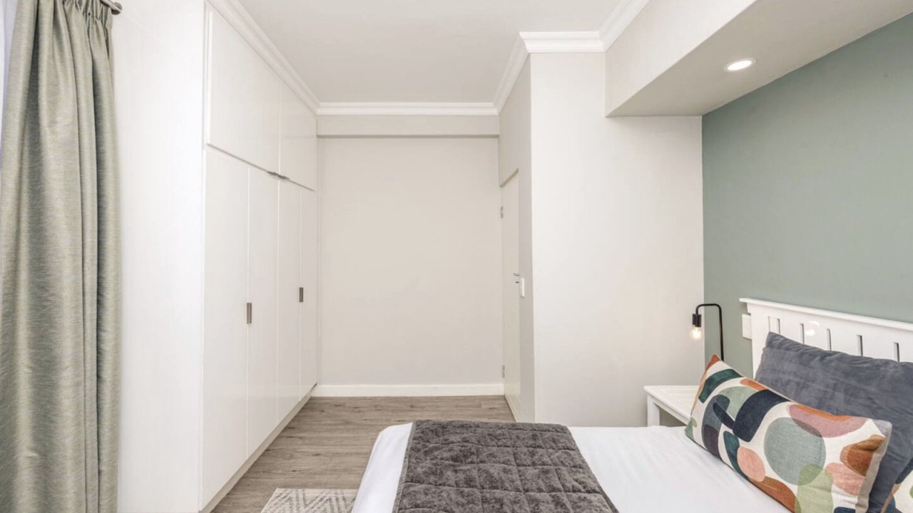 Photo of Bedroom in Three Anchor Bay