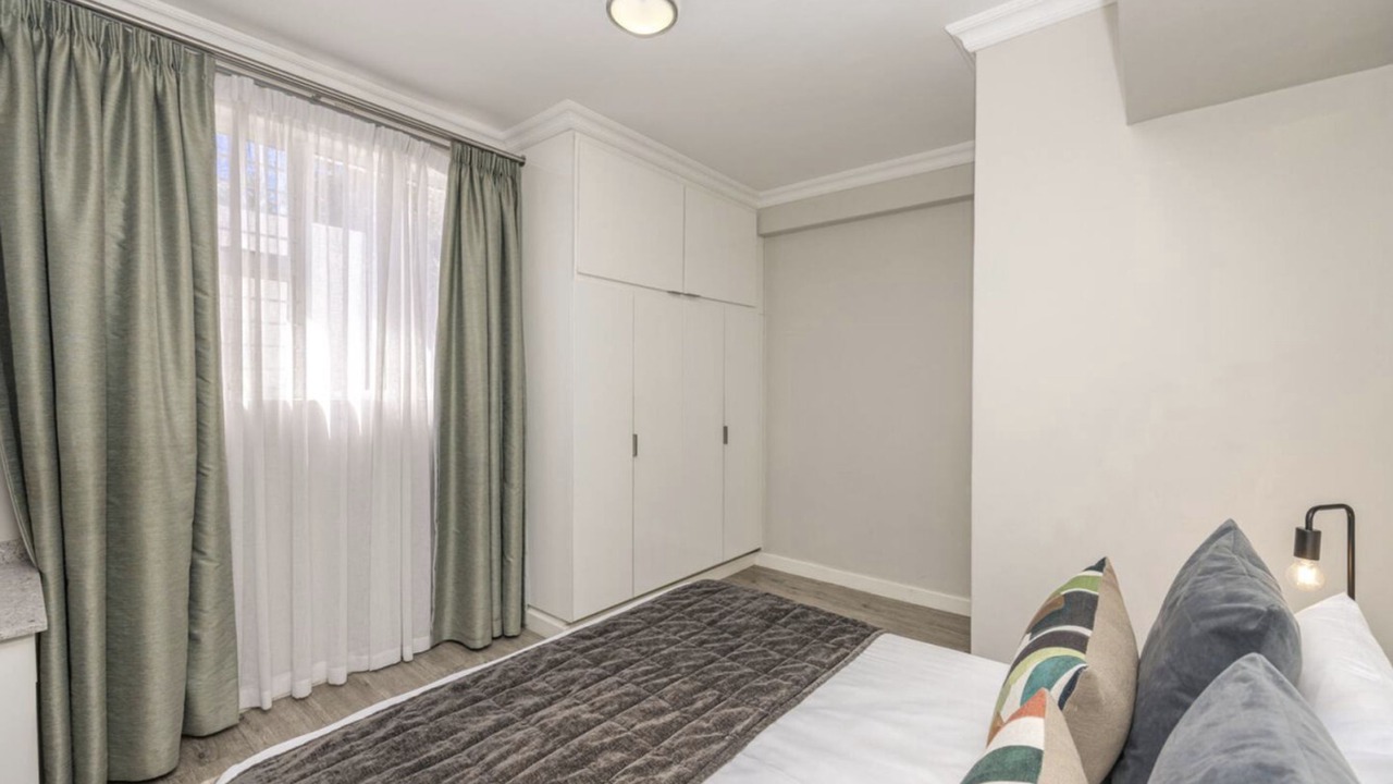 Photo of Bedroom in Three Anchor Bay