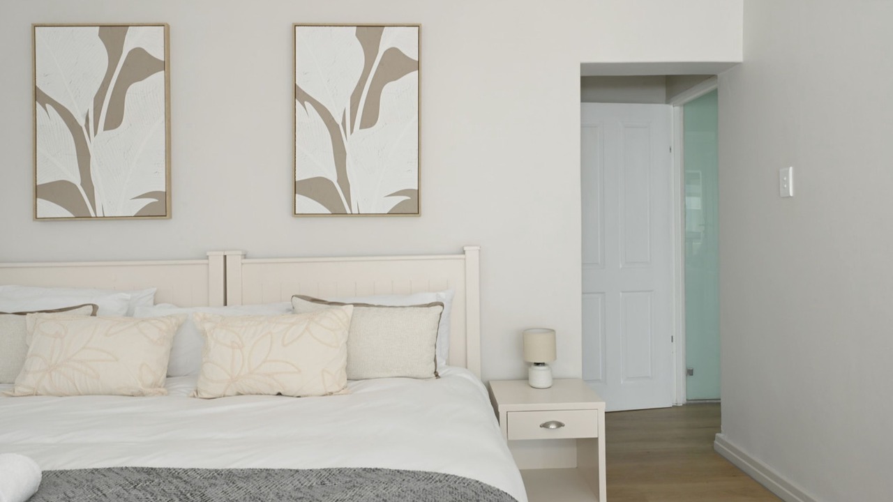 Photo of Bedroom in Three Anchor Bay