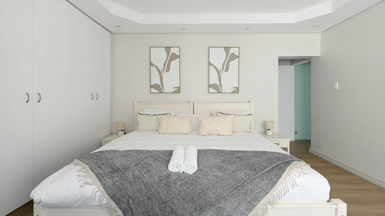 Photo of Bedroom in Three Anchor Bay