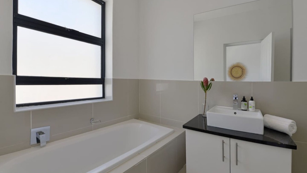 Photo of Bathroom in Three Anchor Bay