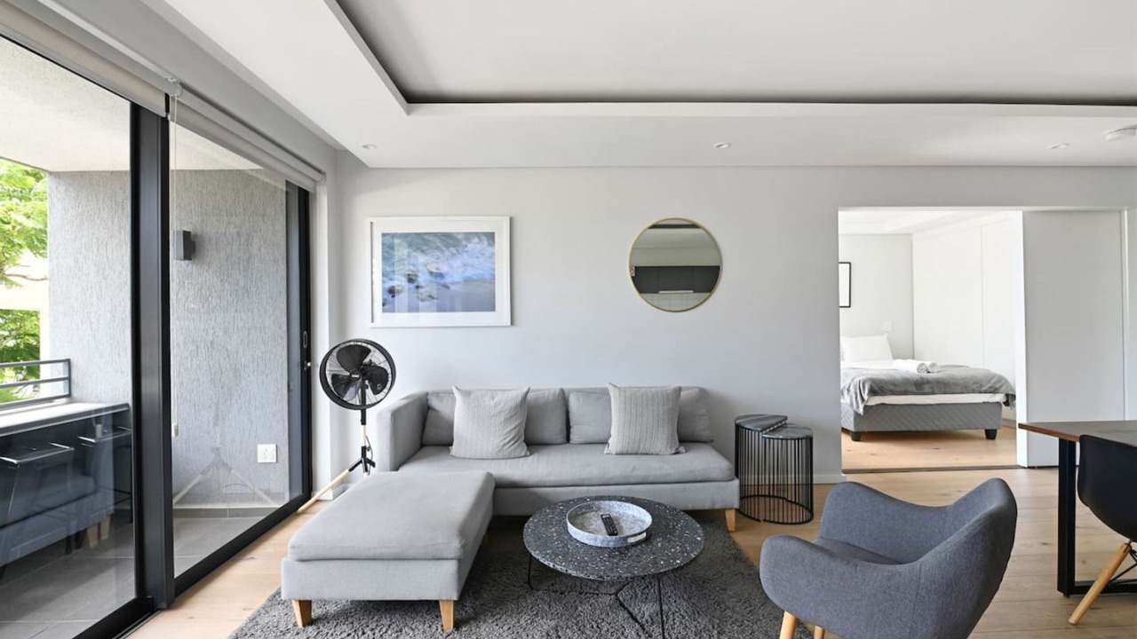 Photo of Livingroom in Three Anchor Bay