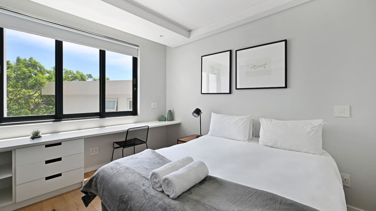 Photo of Bedroom in Three Anchor Bay