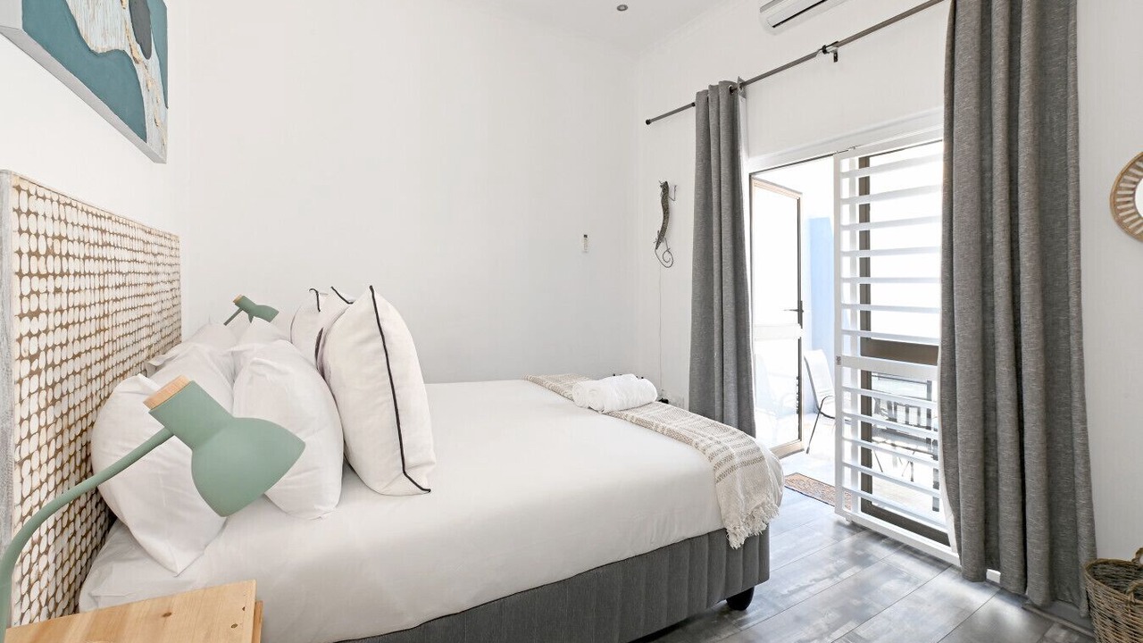 Photo of Bedroom in Three Anchor Bay