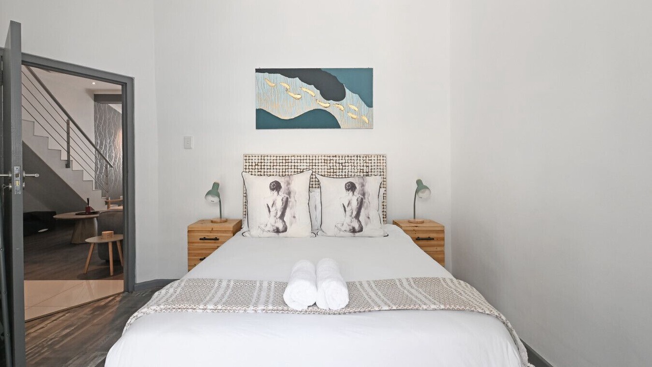 Photo of Bedroom in Three Anchor Bay