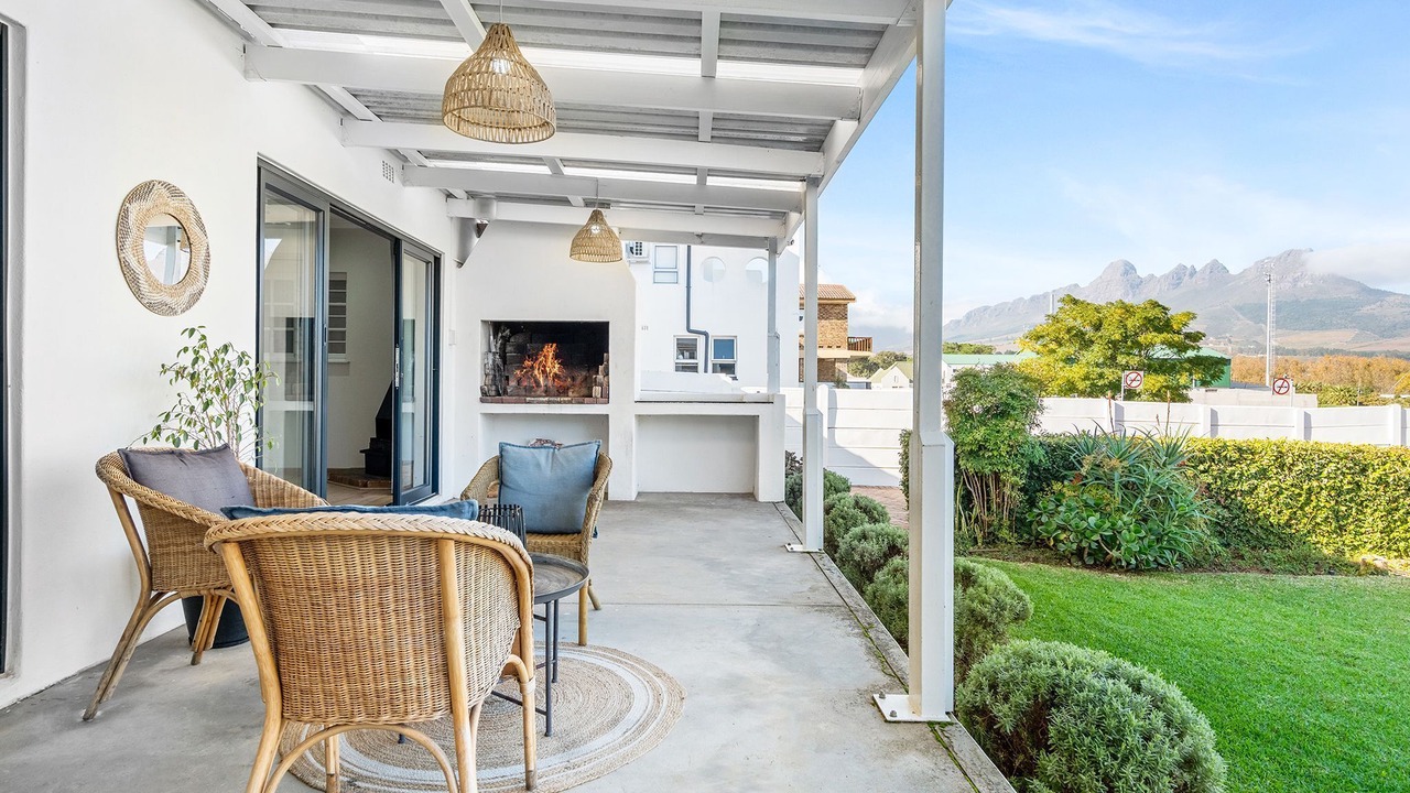 Photo of Patio Balcony in Raithby