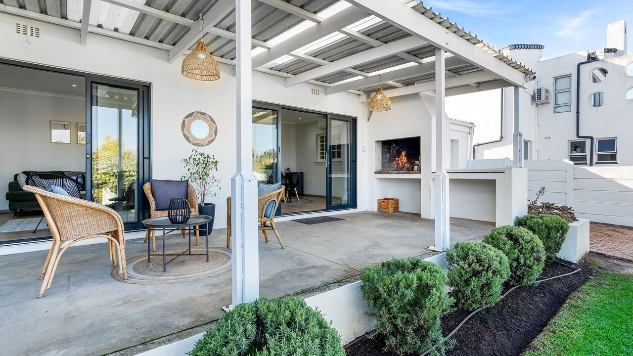 Photo of Patio Balcony in Raithby