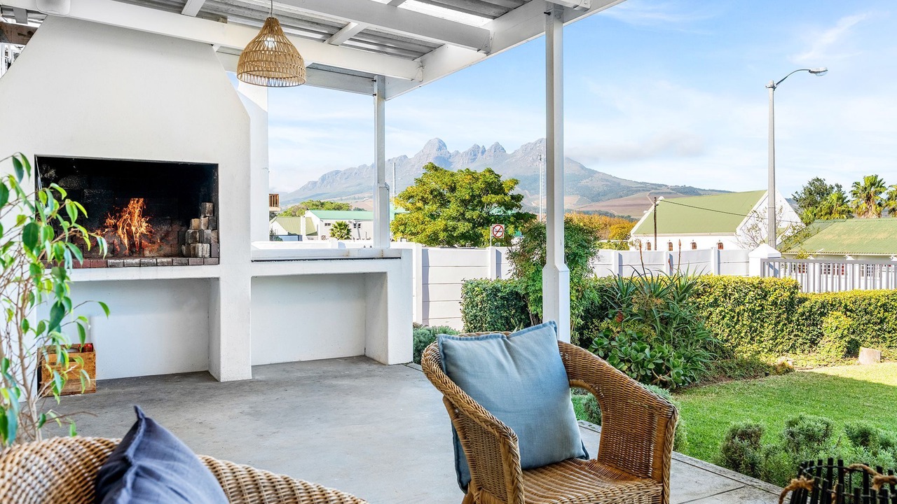 Photo of Patio Balcony in Raithby