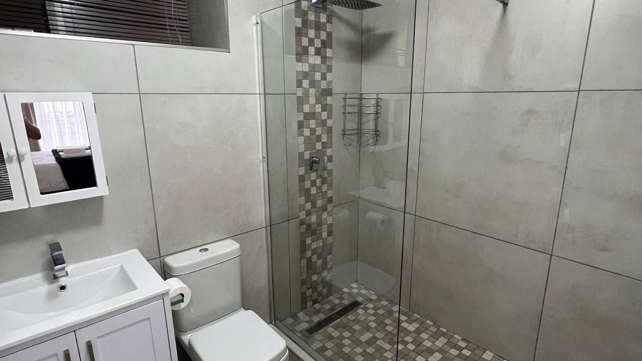 Photo of Bathroom in Faerie Glen