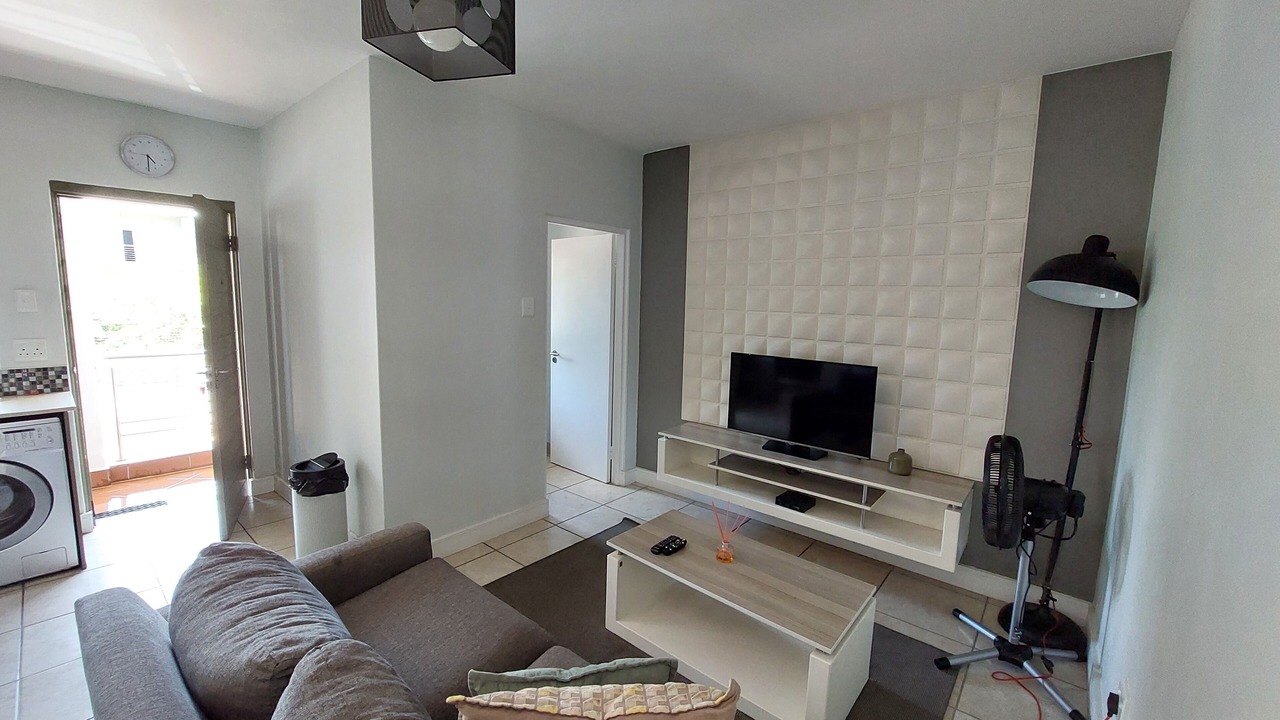 Photo of Livingroom in Greater Johannesburg Metropolitan Area