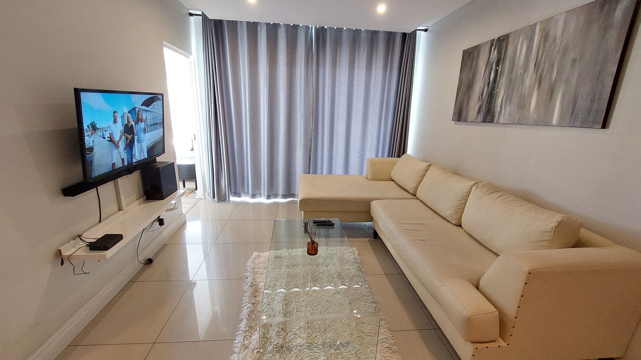 Photo of Livingroom in Greater Johannesburg Metropolitan Area