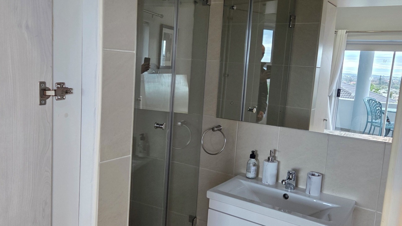 Photo of Bathroom in Rome Glen