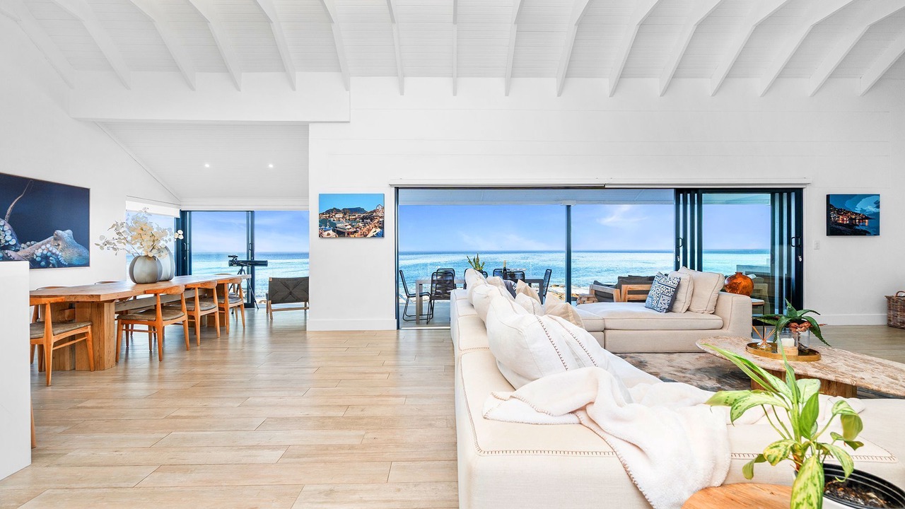 Photo of Livingroom in Shelley Point