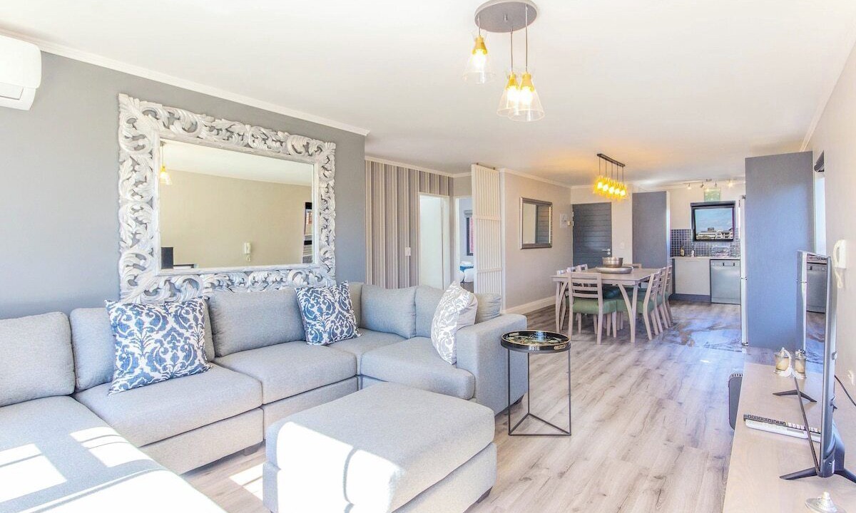 Photo of Livingroom in Century City