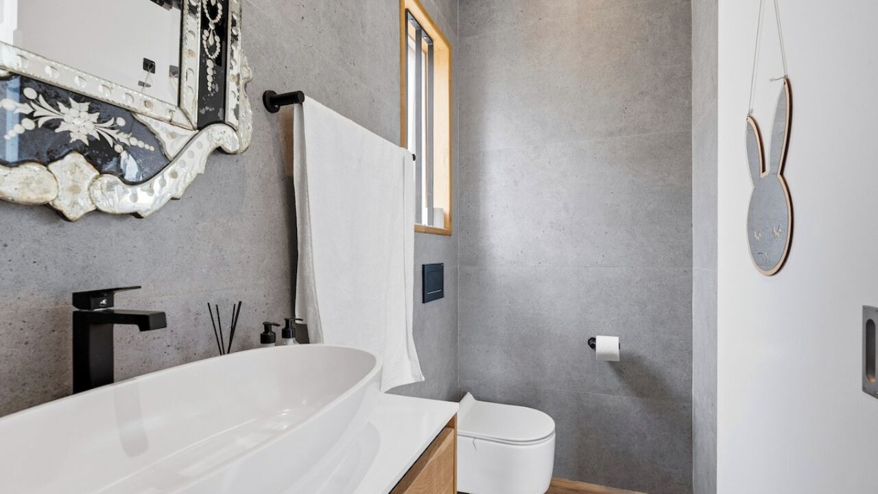 Photo of Bathroom in Cape Town City Centre