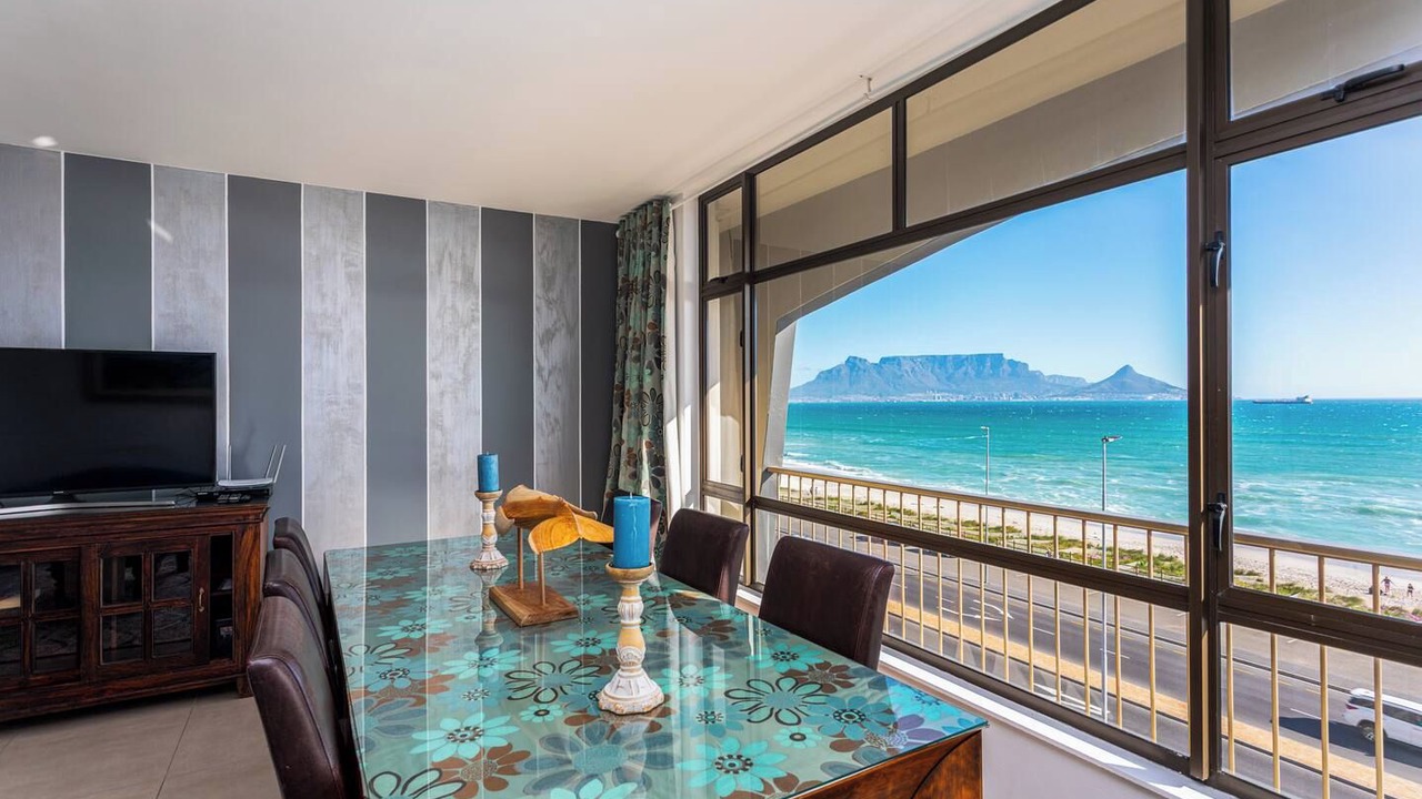 Photo of Others in Bloubergstrand
