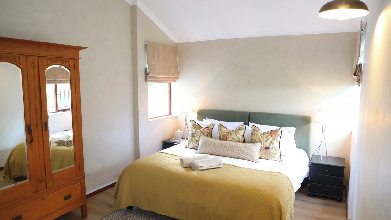 Photo of Bedroom in Elgin
