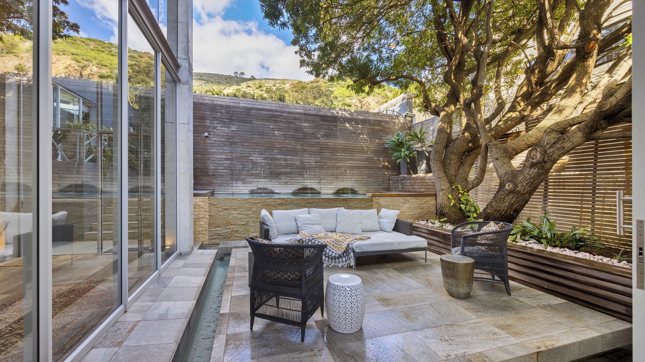 Photo of Patio Balcony in Sea Point