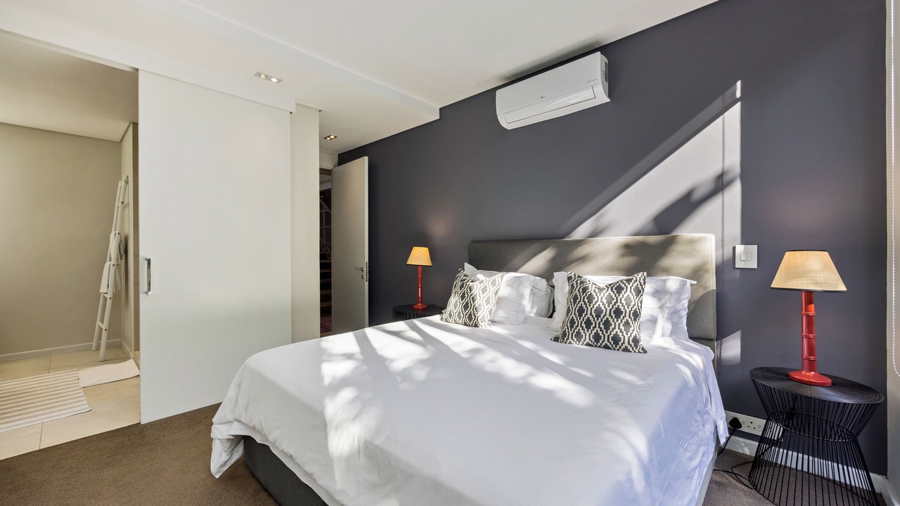 Photo of Bedroom in Sea Point