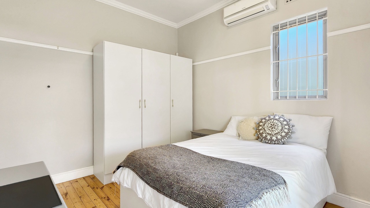 Photo of Bedroom in Cape Town City Centre
