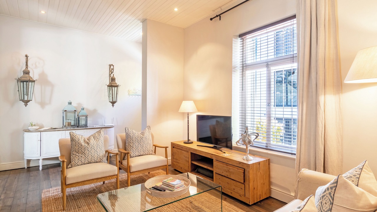 Photo of Livingroom in Cape Town City Centre