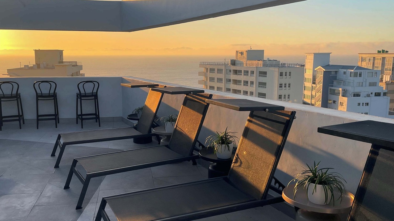 Photo of Patio Balcony in Three Anchor Bay