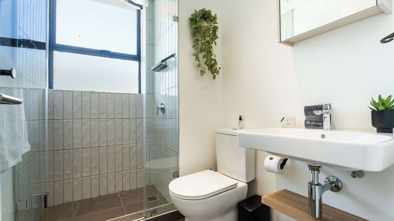 Photo of Bathroom in Three Anchor Bay
