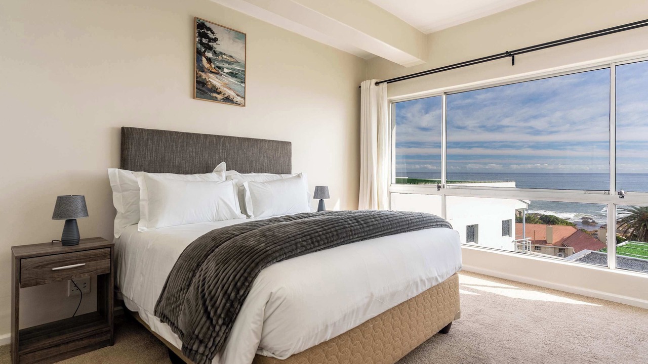 Photo of Bedroom in Camps Bay