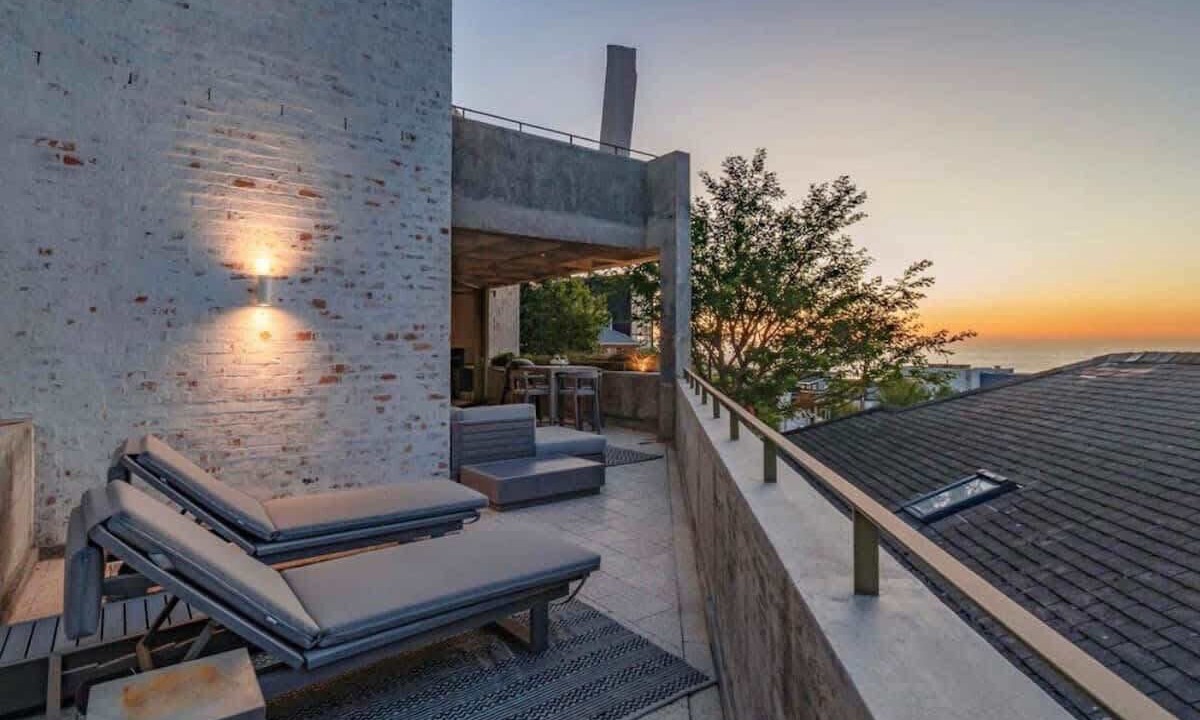 Photo of Patio Balcony in Sea Point