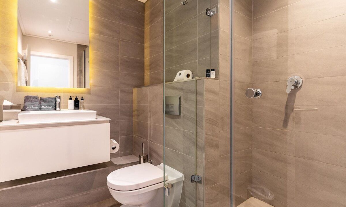 Photo of Bathroom in Cape Town City Centre