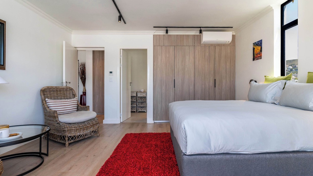 Photo of Bedroom in Cape Town City Centre