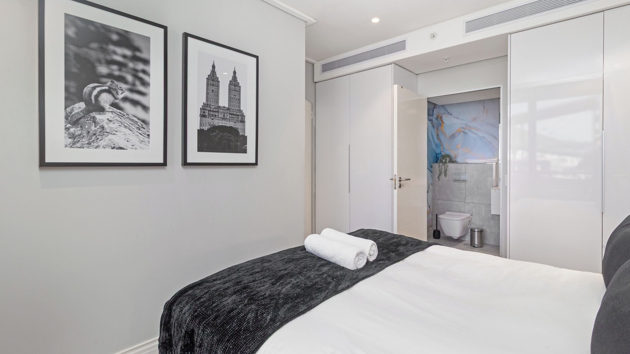 Photo of Bedroom in Cape Town City Centre