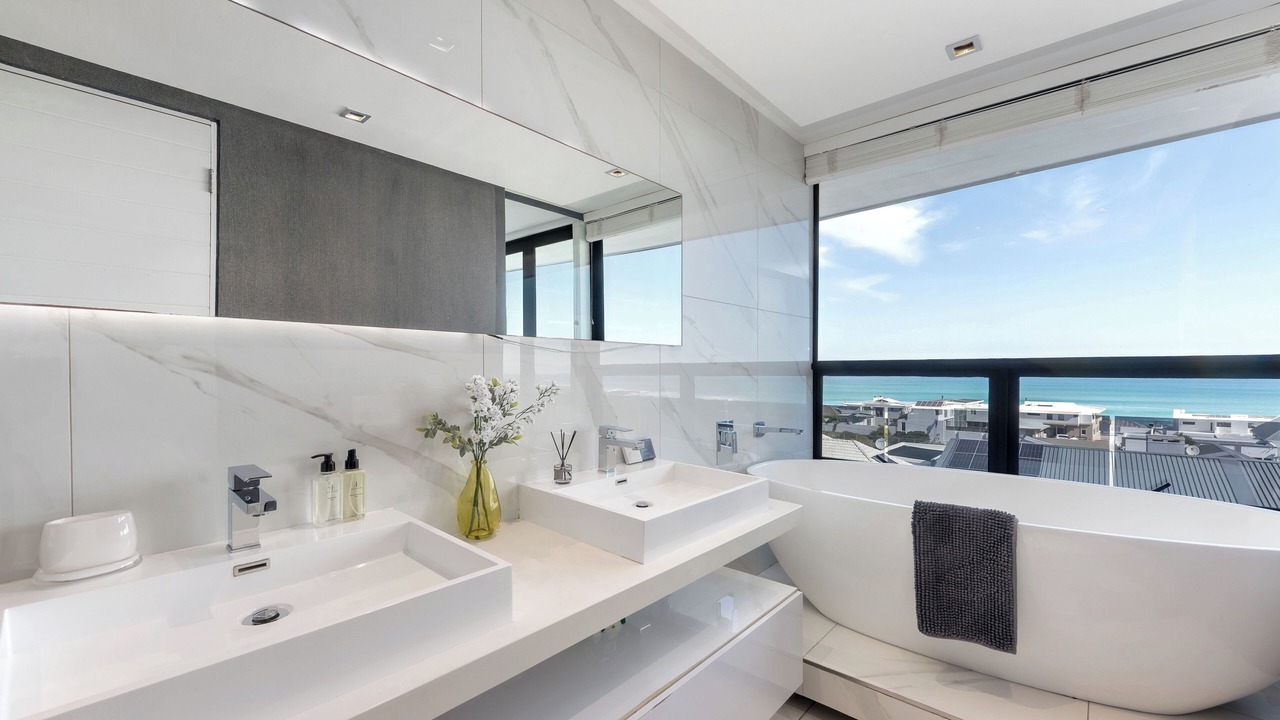 Photo of Bathroom in Bloubergstrand