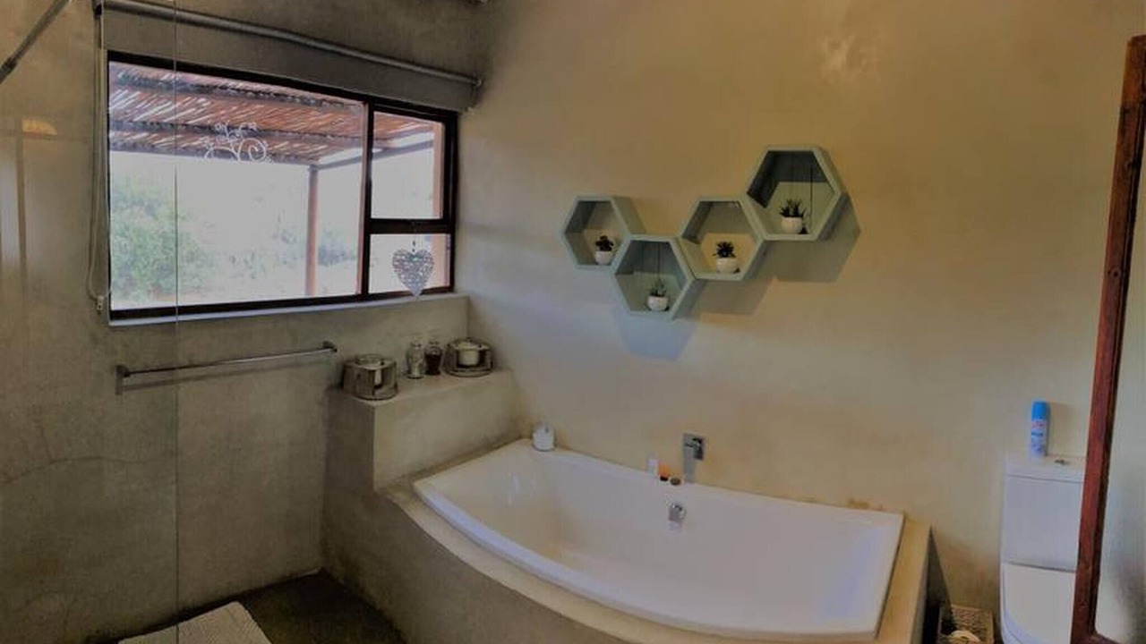 Photo of Bathroom in Ladismith