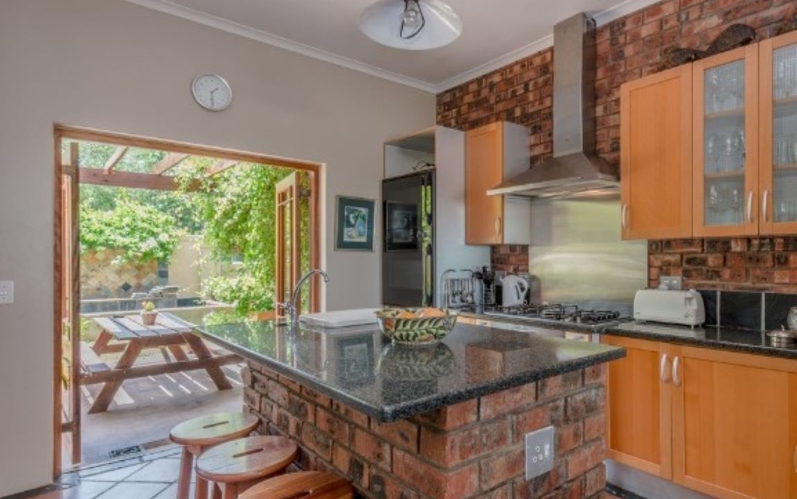 Photo of Kitchen in Somerset West