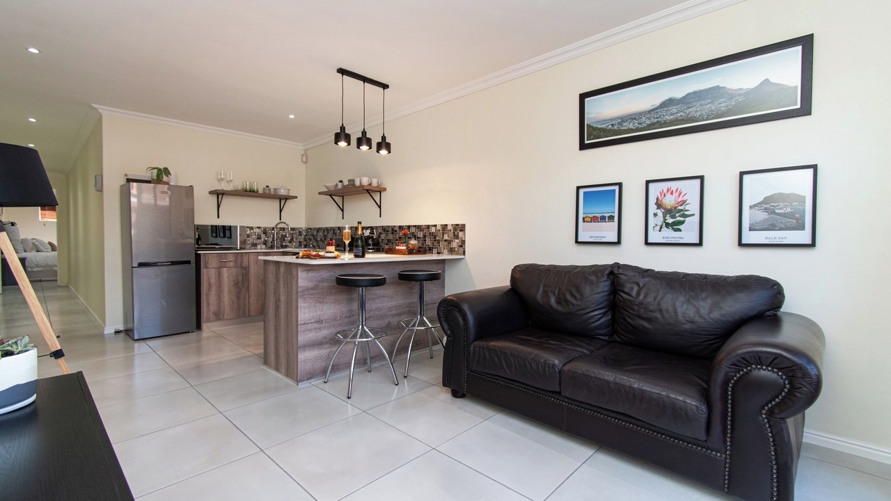 Photo of Livingroom in Muizenberg