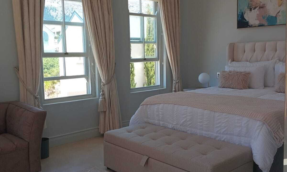 Photo of Bedroom in Franschhoek
