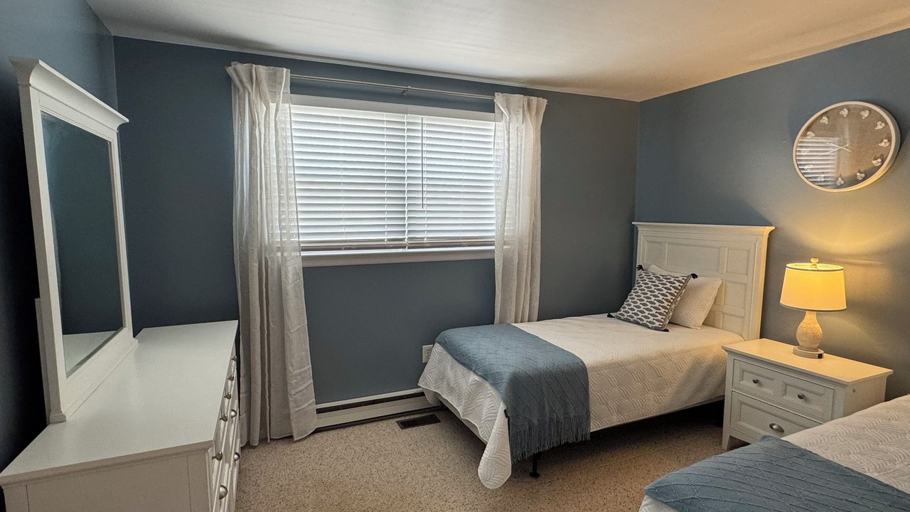 Photo of Bedroom in Townsend's Inlet