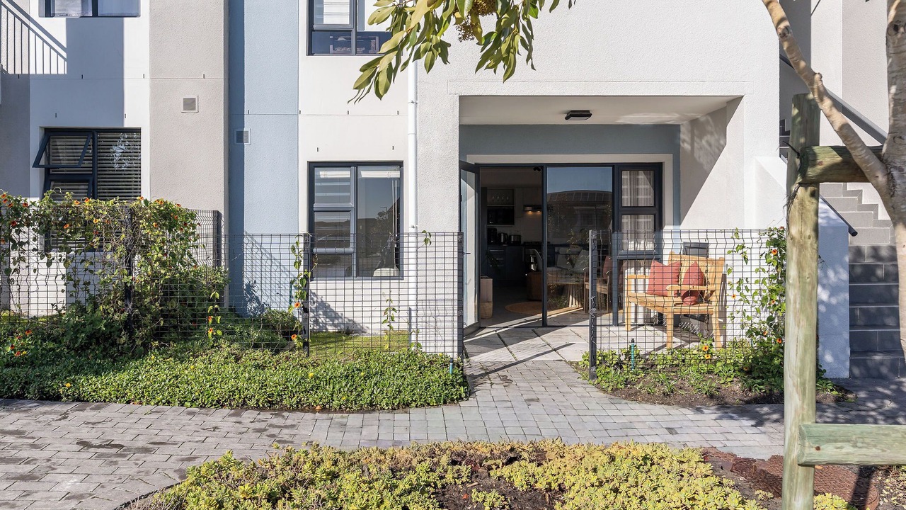 Photo of Outdoor in Burgundy Estate