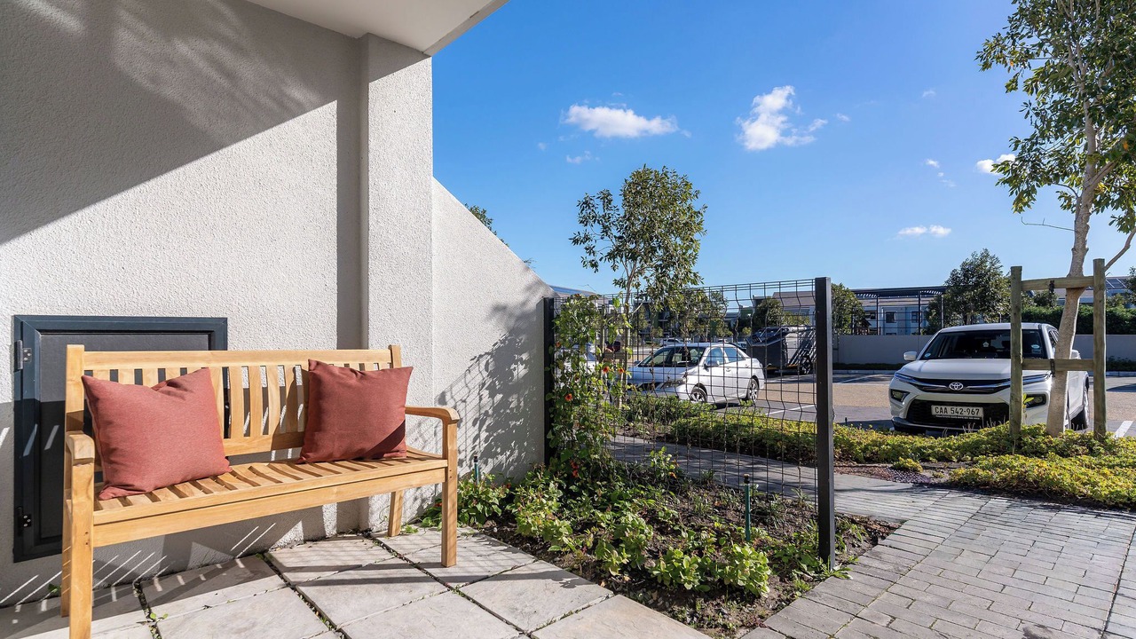 Photo of Patio Balcony in Burgundy Estate