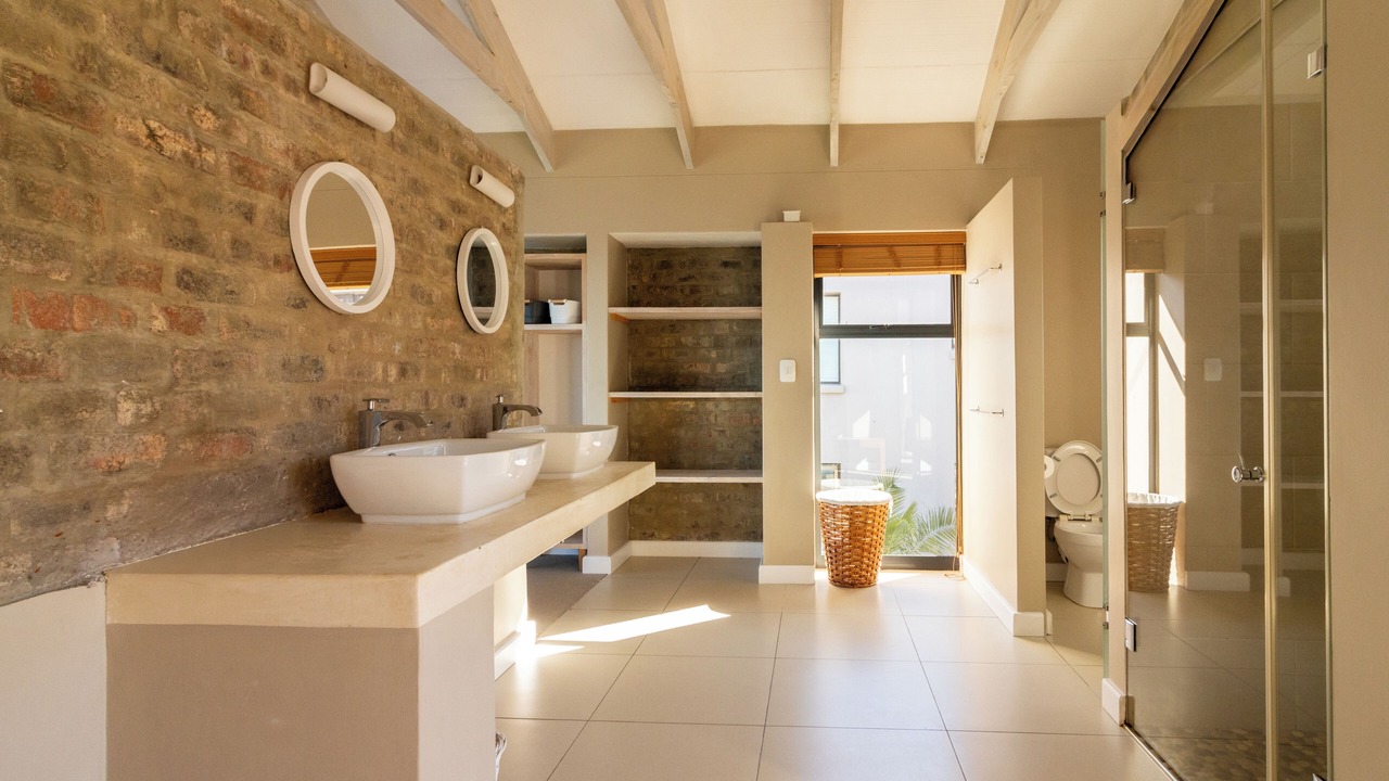 Photo of Bathroom in Knysna