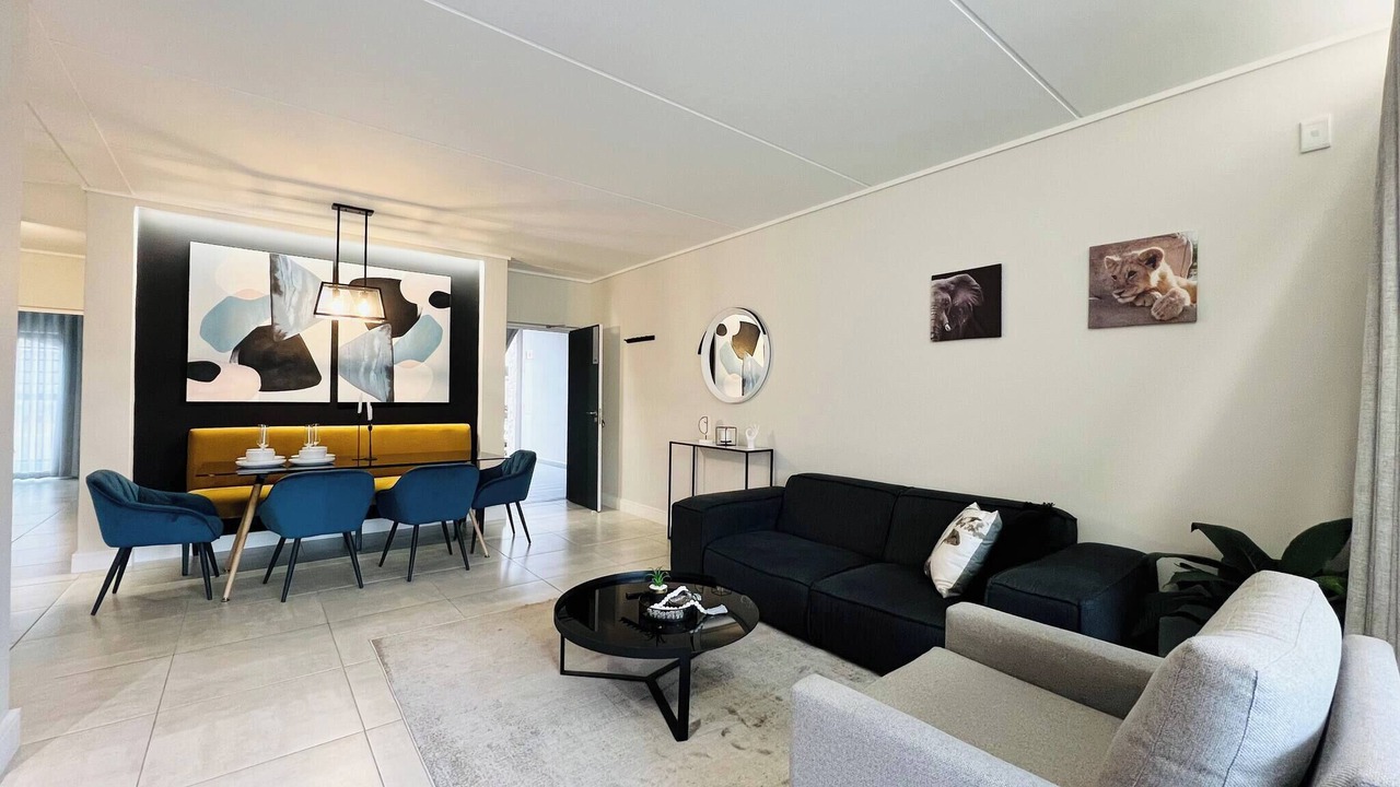 Photo of Livingroom in Greater Johannesburg Metropolitan Area