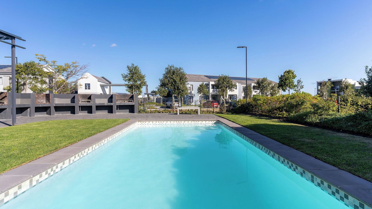 Photo of Outdoor in Burgundy Estate