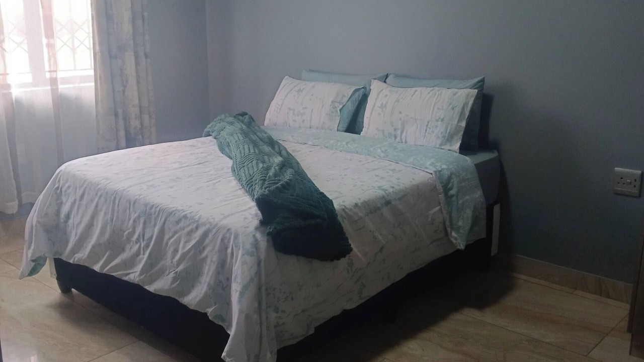 Photo of Bedroom in Berea