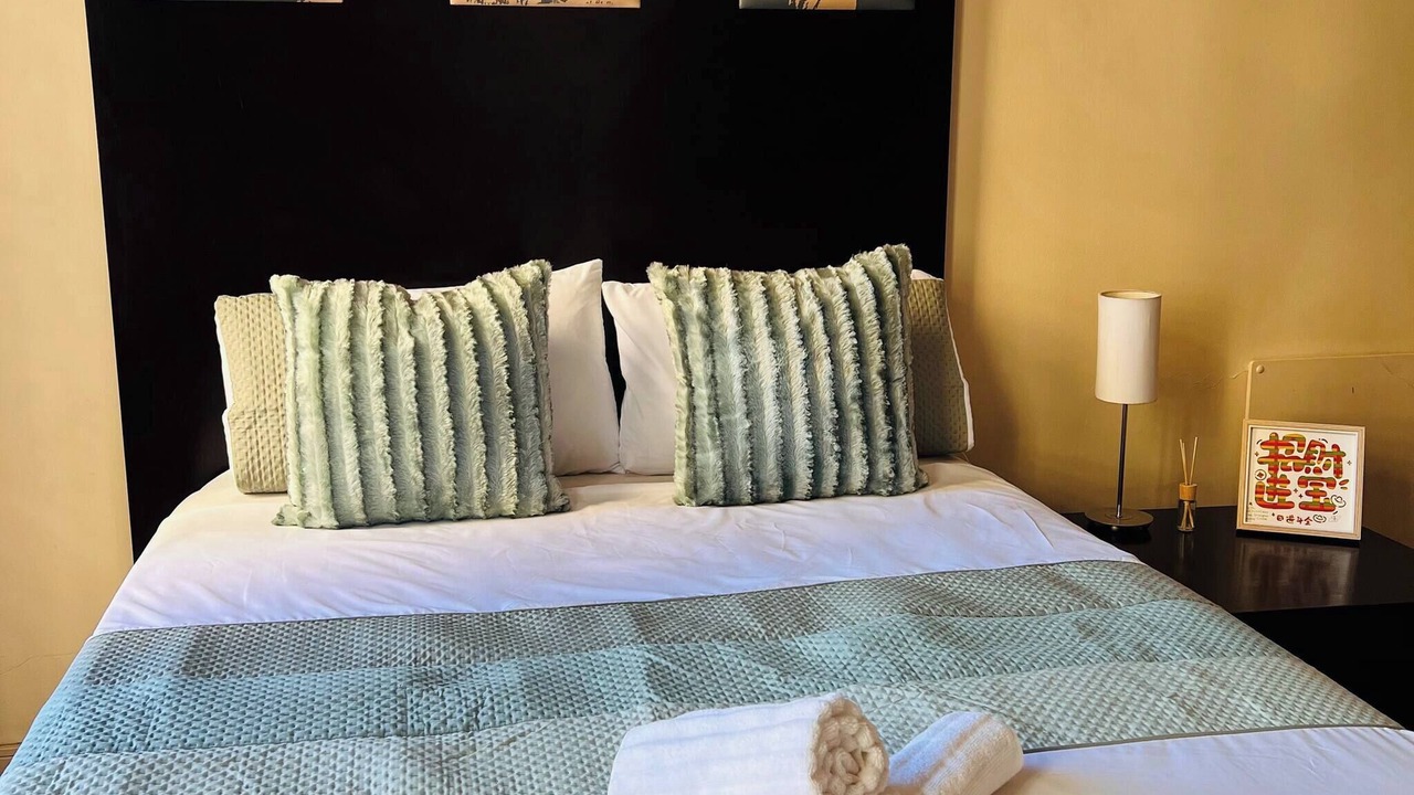 Photo of Bedroom in Downtown Johannesburg