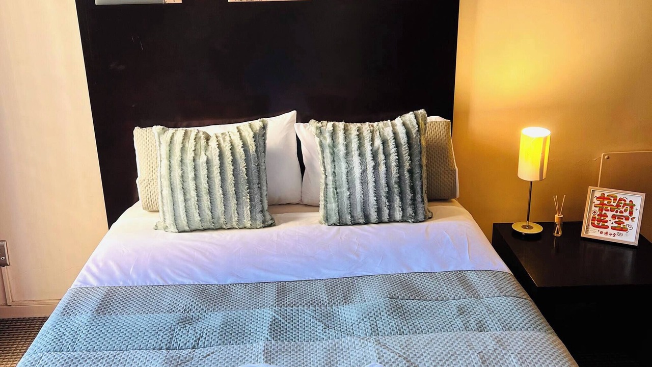 Photo of Bedroom in Downtown Johannesburg